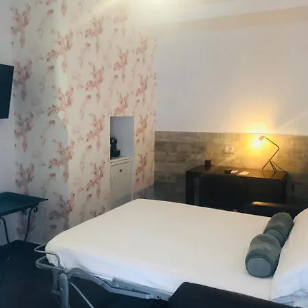 Alda De Reyes Otel Toledo